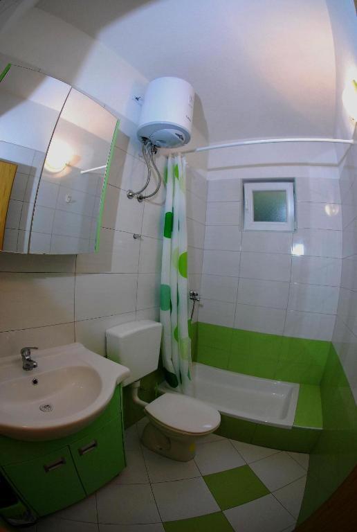 Apartments Mestral Baška Voda Dış mekan fotoğraf