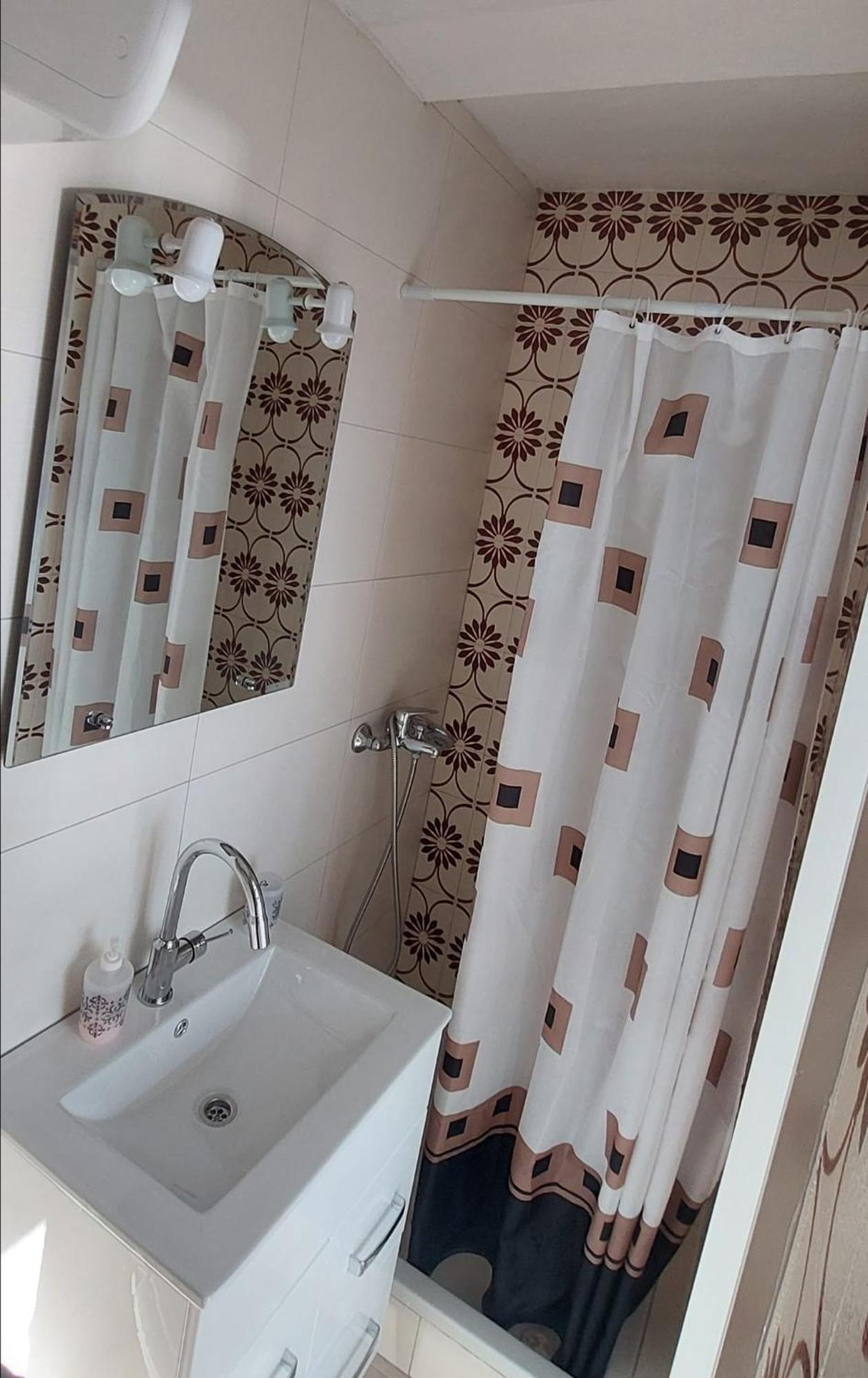Apartments Mestral Baška Voda Dış mekan fotoğraf